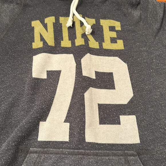Women’s Nike hoodie, size small - Picture 2 of 4